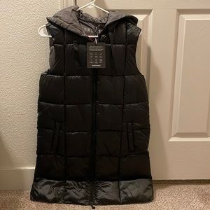 Bernardo long sleeveless puffer vest